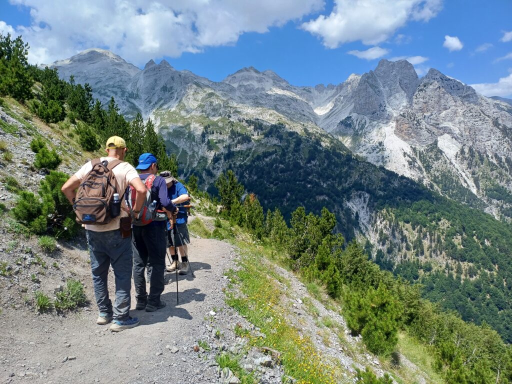 טיולים מאורגנים לאלבניה - טיולים לאלבניה בקבוצות קטנות
